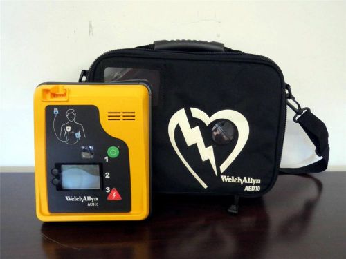 Welch Allyn AED 10 w/ Soft Carrying Case AED10 with Battery No Pads WARRANTY