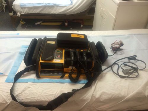PHYSIO CONTROL LIFEPAK 10 PATIENT MONITOR CPR MEDICAL EMT PARAMEDIC QUANTITY AVL