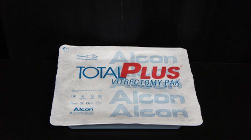 Alcon 8065741017 Total Plus Vitrectomy Pak with Accurus 2500 Probe