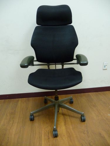 Humanscale &#034;freedom&#034;office chair high back w/headrest **free shipping** #10668 for sale