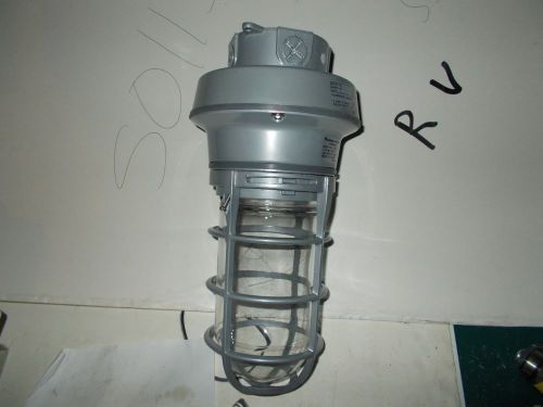 ** LITHONIA LIGHTING VC42L VAPOR TIGHT CEILING MOUNT ALUMINUM (no bulb)  **