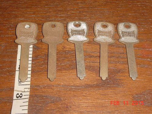 LOCKSMITH 5 Keys Flat Steel Blanks VINTAGE Master ORIGINALS Steampunk OLD