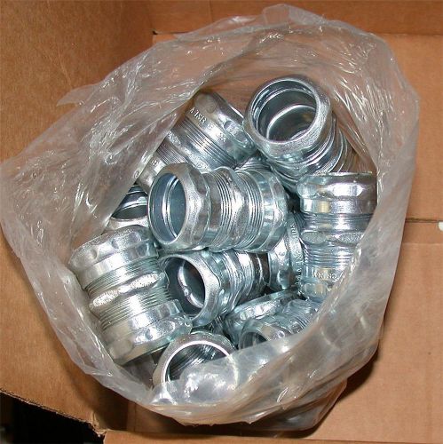 LOT OF 25 NEW STEEL CITY 1&#034; EMT CONDUIT COMPRESSION FITTINGS  MODEL TK113A