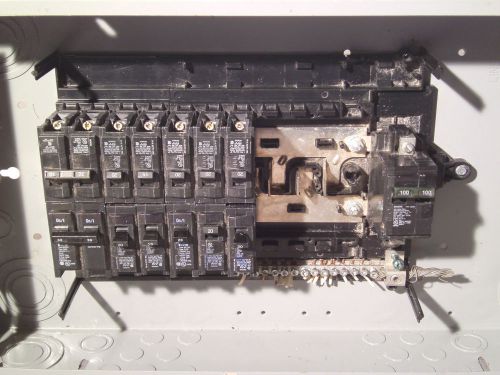 Enclosed Panelboard No. C-3620 w 13 Siemens Circuit Breakers (15/20/30/100 AMP)
