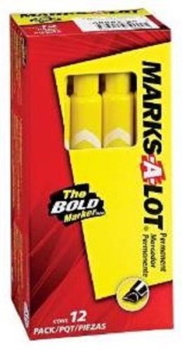 (12) avery marks-a-lot yellow large chisel tip desk style permanent markers 8882 for sale