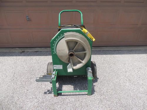Greenlee 555 conduit pipe bender with ridgid rigid shoes 1/2&#034; to 2&#034; for sale