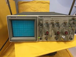Tektronix 2215A 60 MHz Oscilloscope