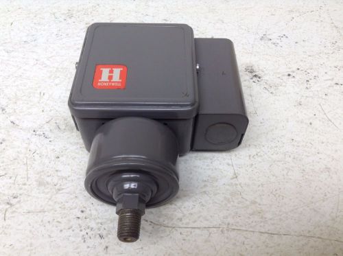 Honeywell L91B 1035 Proportioning Pressure Control Switch L91B1035 New