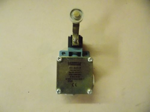 limit switch 838430 crouzet with head and arm