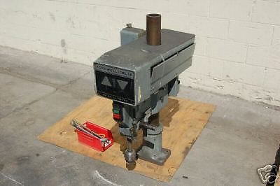 Delta 20&#034; Rockwell 1.5HP Bench Top Industrial power feed drill press 70-6X0