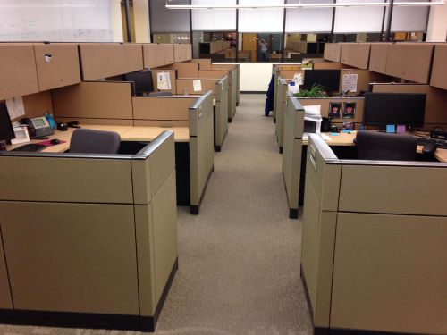 HAWORTH OFFICE MODULAR CUBICLE STATIONS 6X6&#039;S  IN VERY GOOD CONDITION!