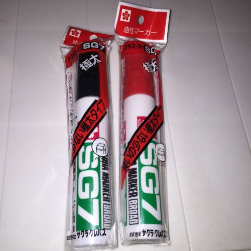 2 Brand New Sealed Sakura SG7 Broad Markers. 1-Black, 1-Red