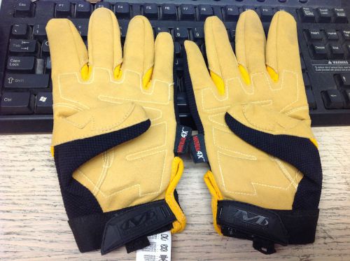 MECHANIX PADDED PALM GLOVES SIZE MEDIUM MATERIAL 4X BLACK AND YELLOW