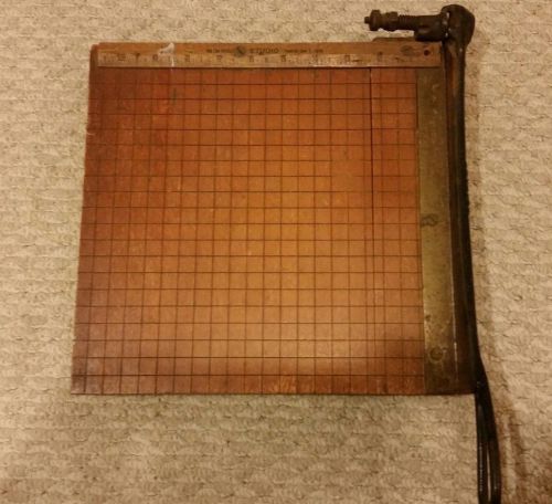 Vintage Old Antique Milton Bradley Co. STUDIO 10&#034; Paper Cutter Works Great