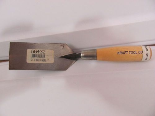 NEW Kraft Tools GG432 5&#034; x 2&#034; Margin Trowel for Concrete With Wood Handle