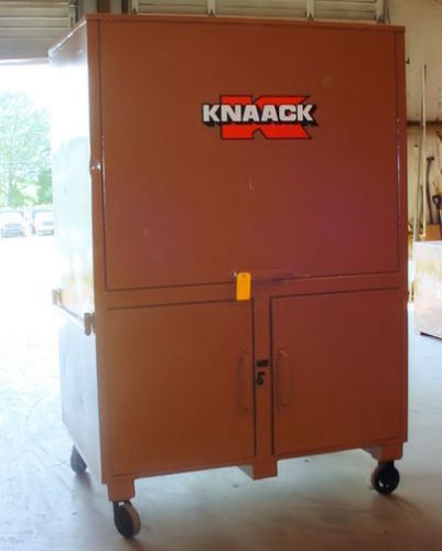 KNAACK 119 FIELD STATION CONSTRUCTION JOB SITE STORAGE GANG BOX 82&#034; X 44&#034; X 60&#034;
