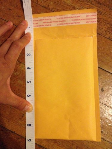 10 Kraft BUBBLE MAILERS PADDED SHIPPING ENVELOP POSTAL 4&#034;x8&#034;