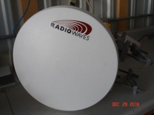Radio Waves SP1 5.2-6.0 GHz 24.6dBi 1&#039; Parabolic Dish, N Female