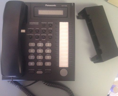 Panasonic KX-TA824 Advanced Hybrid System with (8) KX-T7731 Black Telephones
