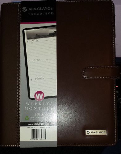 AT-A-GLANCE EXECUTIVE Weekly/Monthly 2013 Appt.  Book #70-NF81-00 size 9.5 x 12