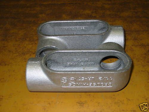 Crouse hinds lr57  1-1/2&#034;  form 7 condulet for sale