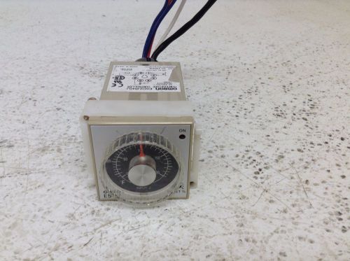 Omron E5C2-R40J Temperature Controller 100-120 VAC E5C2R40J
