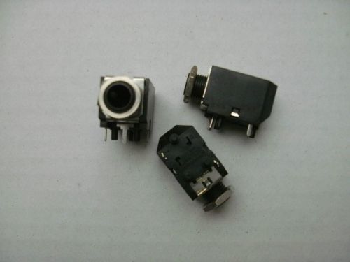 Switchcraft 1/4in right angle hi-d jacks; 3-cond., double open circuit (20) lot for sale