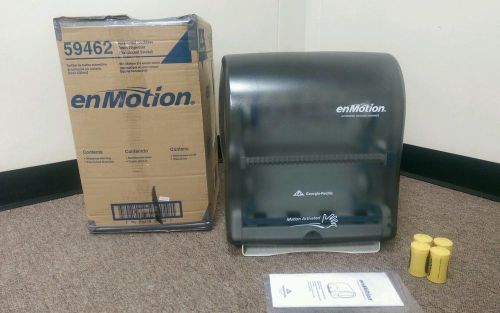 enMotion automated touchless towel dispenser, New, Tx USA