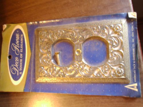 Deco Room 65DAB Filigree Cast Metal 1 Duplex Outlet Wall Plate, Antique Brass