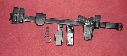Bianchi Duty Accumold Elite Duty Belt,Sig P226 (Cuffs-Radio-Stun-Mags-Light +)