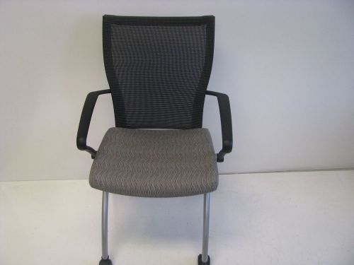 Haworth x99 seminar chair *nesting chair* very comfortable! nice aerons for sale