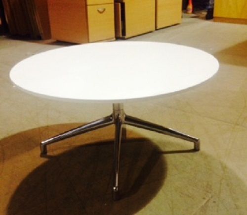 Boss Design Kruze Low Coffee Table in White Home of Office