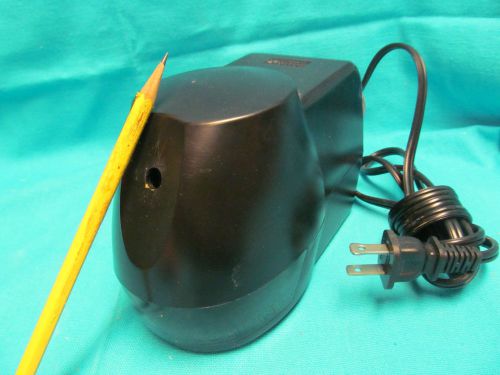 #11701 FORT KNOX ELECTRIC PENCIL SHARPENER WORKS GREAT