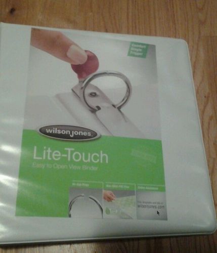 Wilson Jones Lite-Touch easy to open view binder