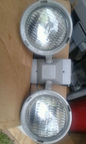 NEW LITHONIA LIGHTING ELA T NX H0606 GASKETED TWIN REMOTE LIGHTING HEADS GRAY
