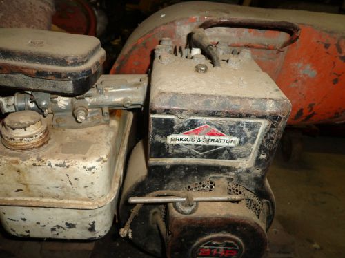 BRIGGS &amp; STRATTON MOTOR 3 HP PLATE COMPACTOR USED