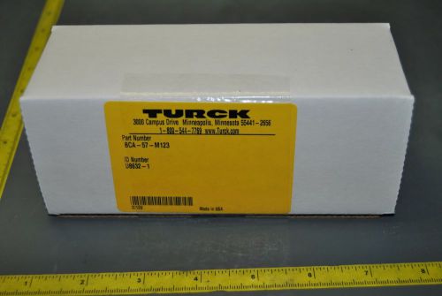 NEW IN BOX TURCK BCA-57-M123 DEVICENET CONDUIT ADAPTER MINIFAST (S10-T-33C)