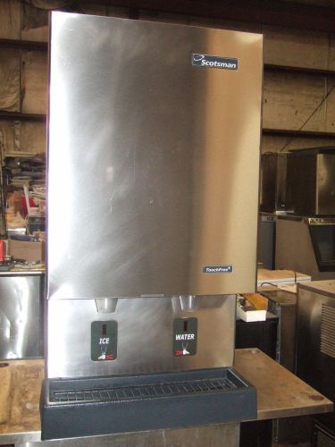 Scotsman  500 lb Nugget  (sonic style) ice machine &amp; dispenser