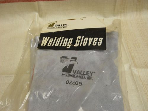 Welding Gloves.  Valley National Gases, Inc.  New in Package. 02209 # 1
