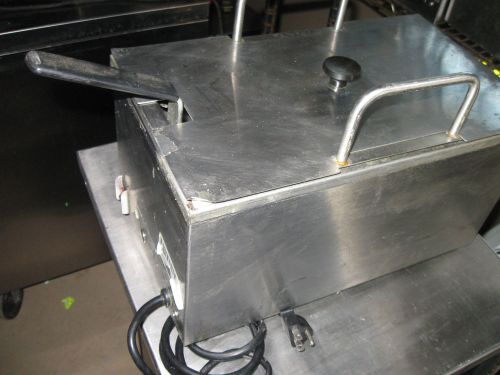 Nemco Food Equipment 88105 -BV Countertop Food Warmer Stainless Steel *USED