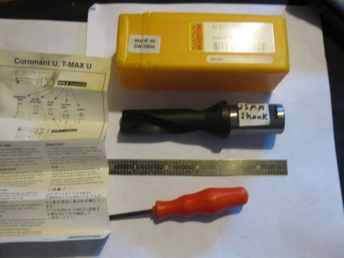 new sandvik r4162-0220w25-31 coolant thru  22mm  insert drill with 2 inserts.