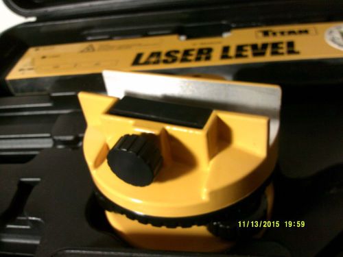 Titan laser level for precise measurement, Battery Operated with Users&#039;s Manual