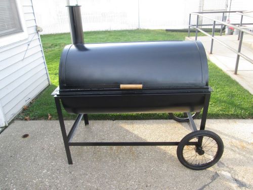 HEAVY DUTY BBQ GRILL / SMOKER CUSTOM MADE GRILL....REAL DEAL ..NICE!!!