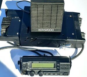 Kenwood TK 690h 29.7-37 Mhz w tray Transceiver KCH-11 control w/ Speaker