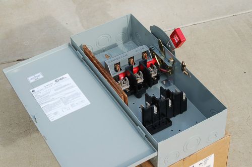 New~box~ge 60-amp-disconnect-safety-switch-600 volt th3362 + 3 pole 3 wire fuses for sale