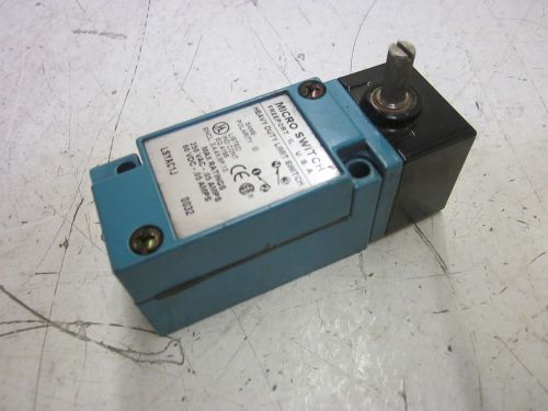 MICROSWITCH LSYAC1J HEAVY DUTY  LIMIT SWITCH 250V *NEW OUT OF A BOX*