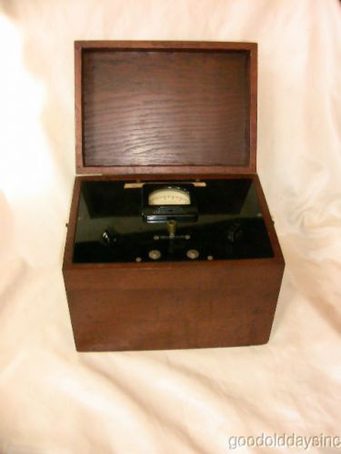 Antique Triplet Oak Boxed DC Volts  Meter Electrical Test Equipment Tool