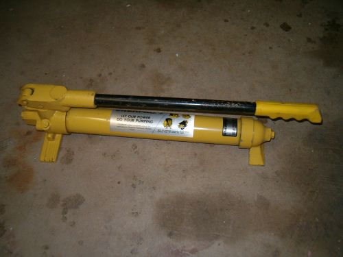 Enerpac hydraulic pump manual single speed ph-39 nib 10,000 psi with handle new for sale