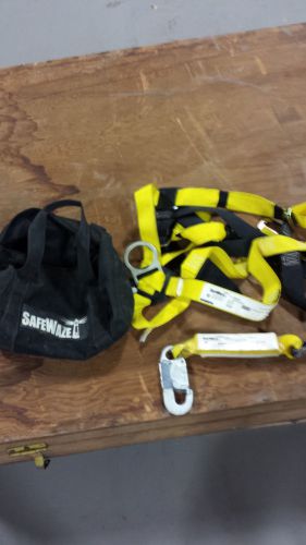 Safewaze Fall Protection Kit (Harness, lanyard, and bag