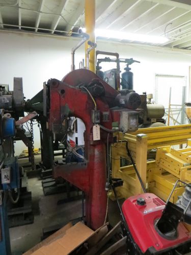 (1)  Chicago Model # 921 Mechanical Type Riveting Machine - Used - AM7629